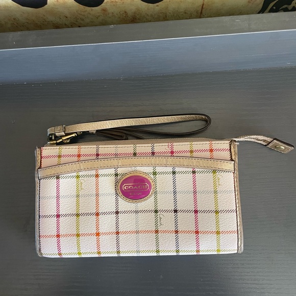 Coach Handbags - Coach Peyton Tattersall Leather Plaid Cream Multicolor Gold Trim Wristlet Wallet
